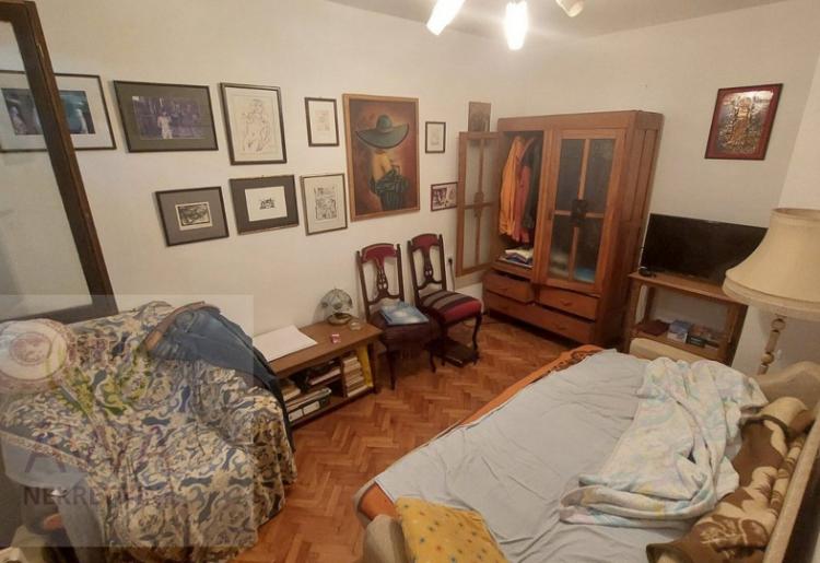 Dve stambene jedinice + dva poslovna prostora | 130.000 €