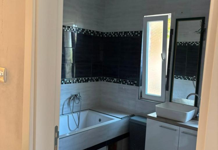 Kupusina – porodična kuća sa velikim placem od 2.089 m²