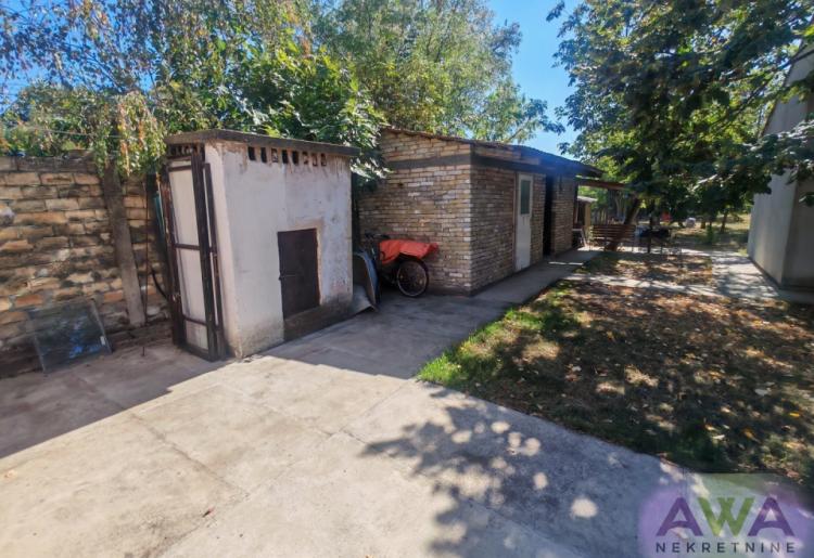 Sombor – Mlake, prizemna kuća 149 m² na placu 1.046 m²