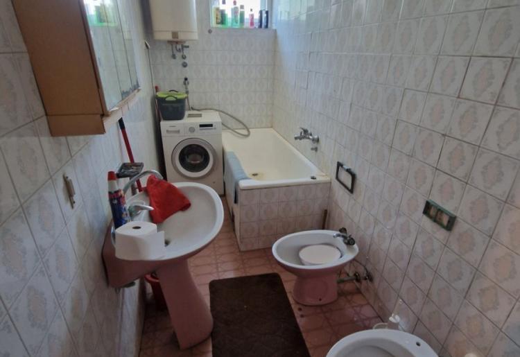 Sombor – spratna kuća 200 m² na placu od 6,7 ari