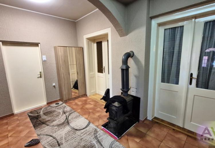 Sombor, MZ Crvenka – renovirana porodična kuća na placu 749 m²