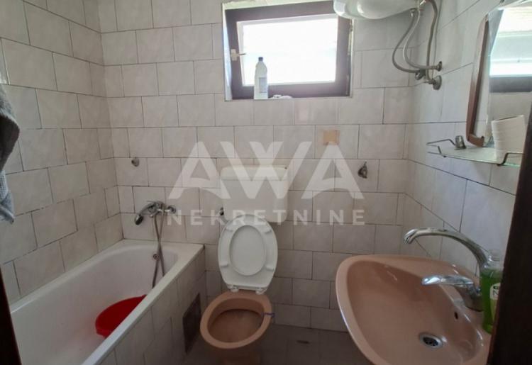 Apatin – dvorišni stan 75 m² u blizini centra grada