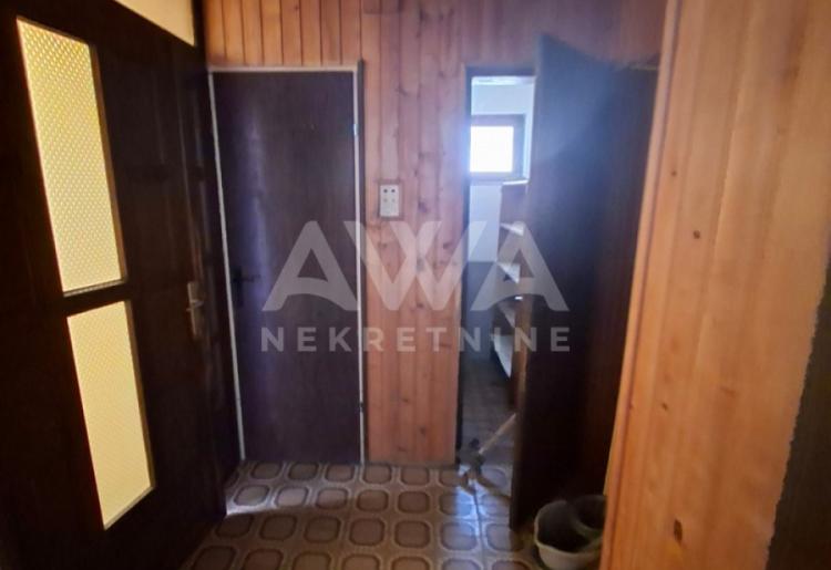 Apatin – dvorišni stan 75 m² u blizini centra grada