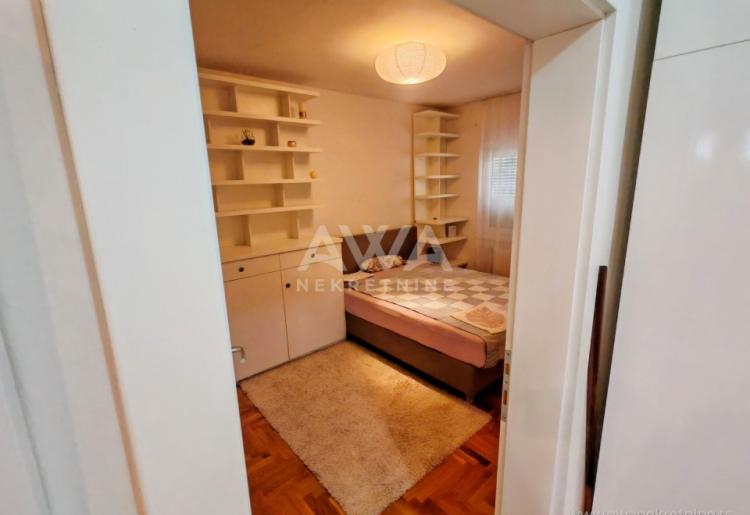 Sombor, centar – najbolja lokacija, trosoban namešten stan sa terasom, 81,68 m²