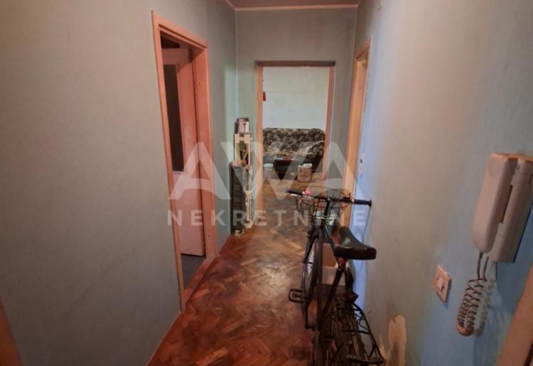 Sombor, Selenča – stan 53 m² u prizemlju