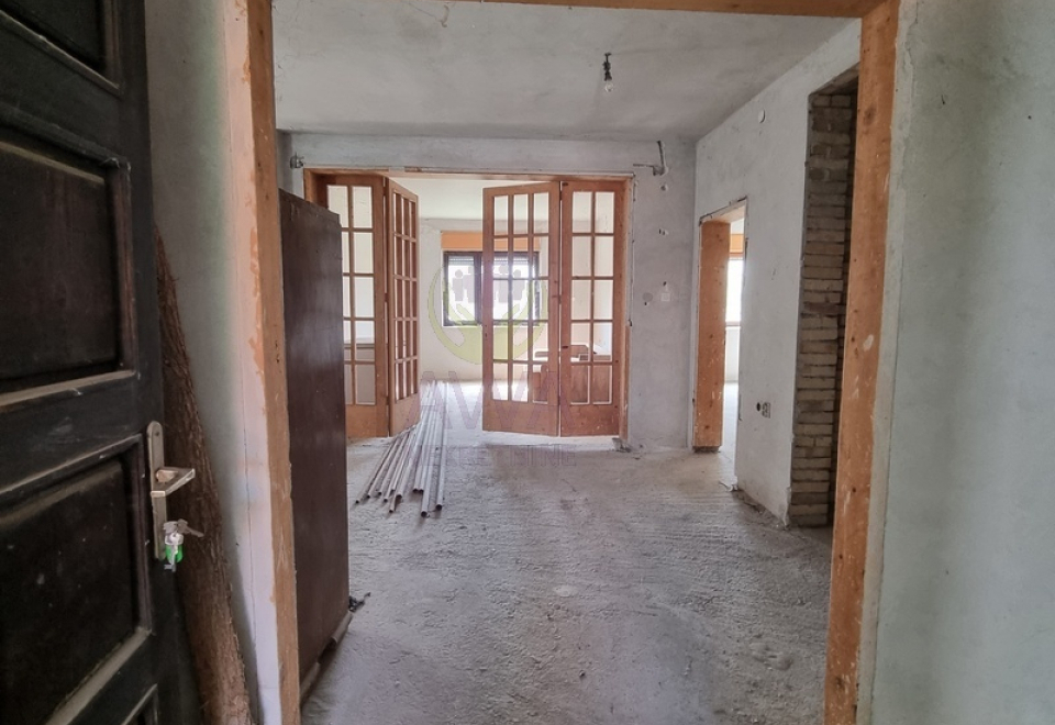 Spratna kuća, Sombor, na placu od 639m2