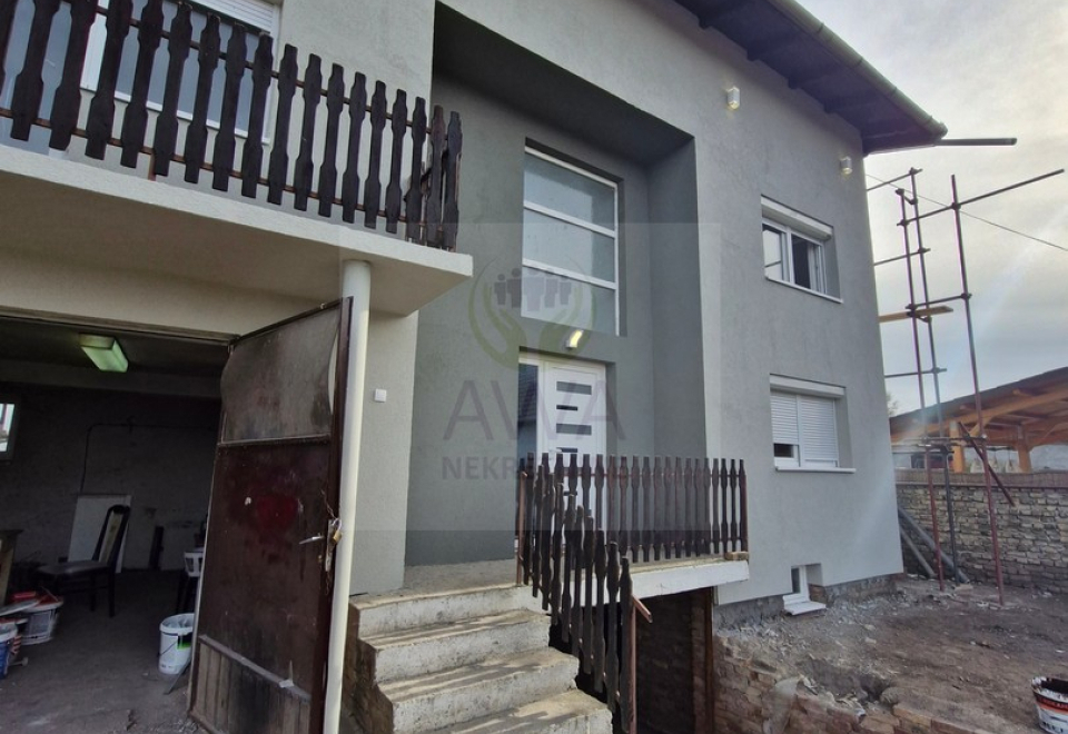 Sombor,TOP LOKACIJA, Lugovo 13, Kuća 215 m2 