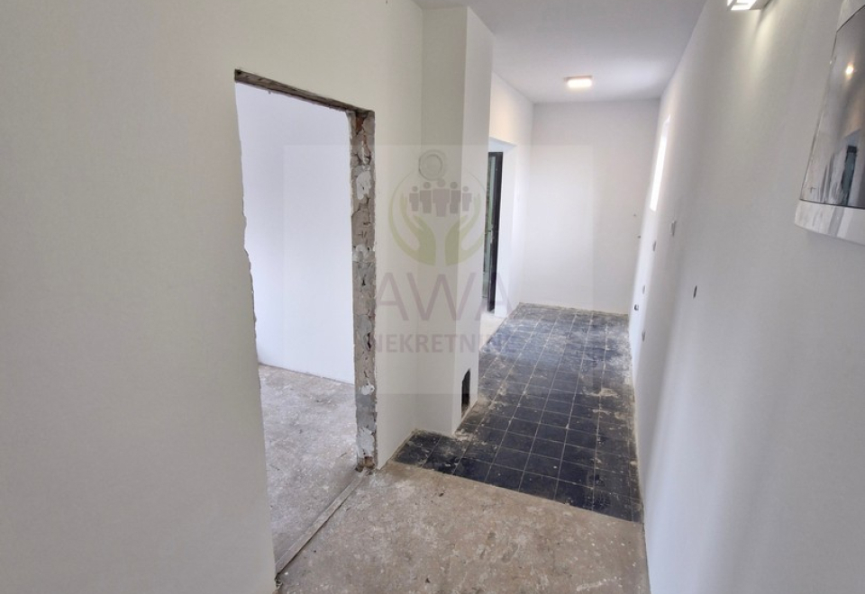 Sombor,TOP LOKACIJA, Lugovo 13, Kuća 215 m2 