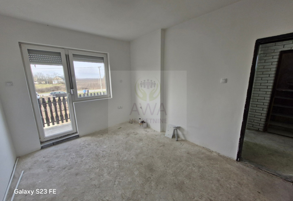 Sombor,TOP LOKACIJA, Lugovo 13, Kuća 215 m2 