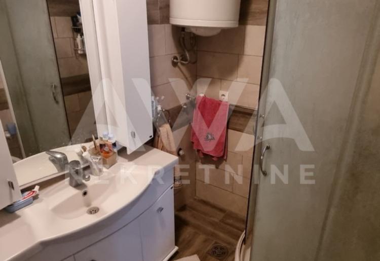Starogradska sa očuvanom fasadom. 361m2, plac 5ar