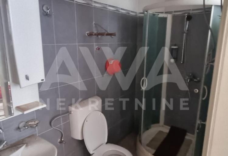 Starogradska sa očuvanom fasadom. 361m2, plac 5ar