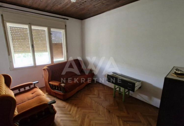 Sombor, spratna kuća u Mlakama 158 m2