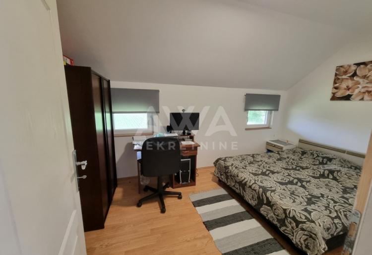 Nova kuća 220m2 sa velikim placem 20.50ar.
