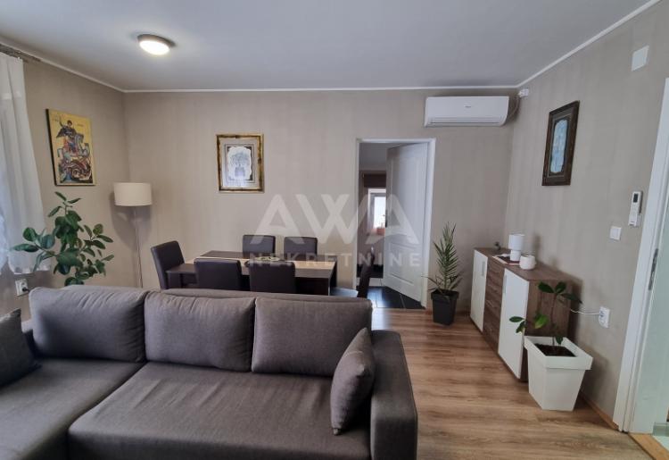Nova kuća 220m2 sa velikim placem 20.50ar.
