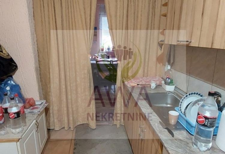 Srpski Miletić, Kuća 243 m2, na manjem placu od 320 m2