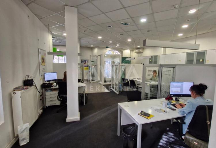 Poslovni prostor u centru Sombora 107 m2