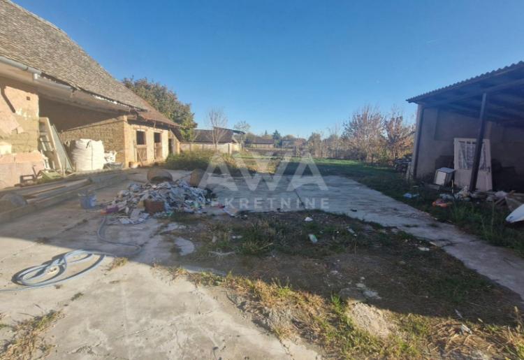 Doroslovo, Kuća 160 m2, Plac 1483 m2