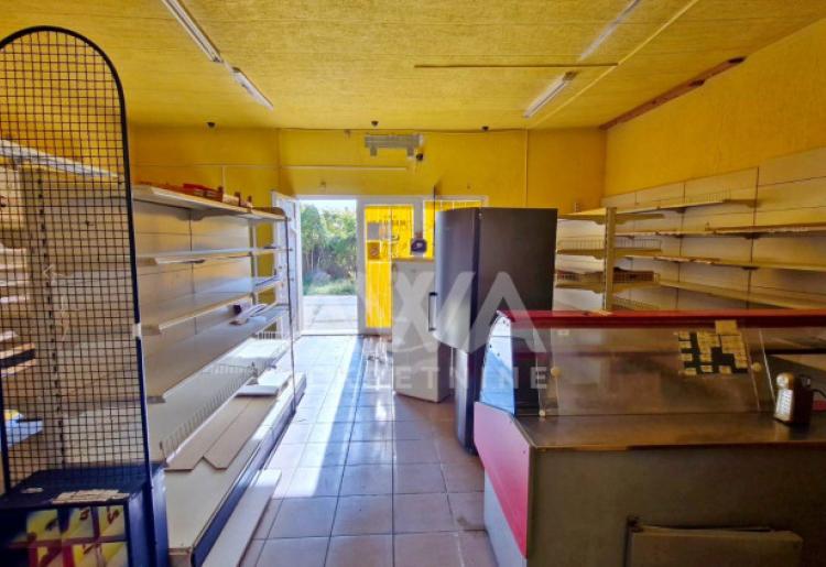 Crvenka, Poslovni prostor, 78 m2