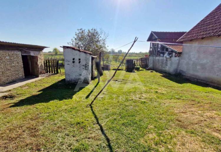 Gakovo, tipska kuća od 145 m2, plac 8a