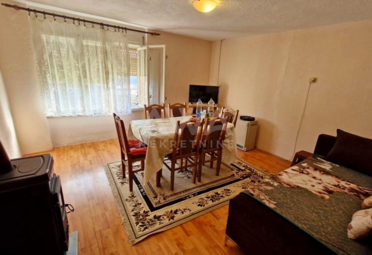 Bezdan, Kuća 175 m2 na placu od 1513 m2