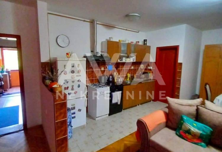 Centar Sombora, na vencu. Poslovno – stambeni objekat