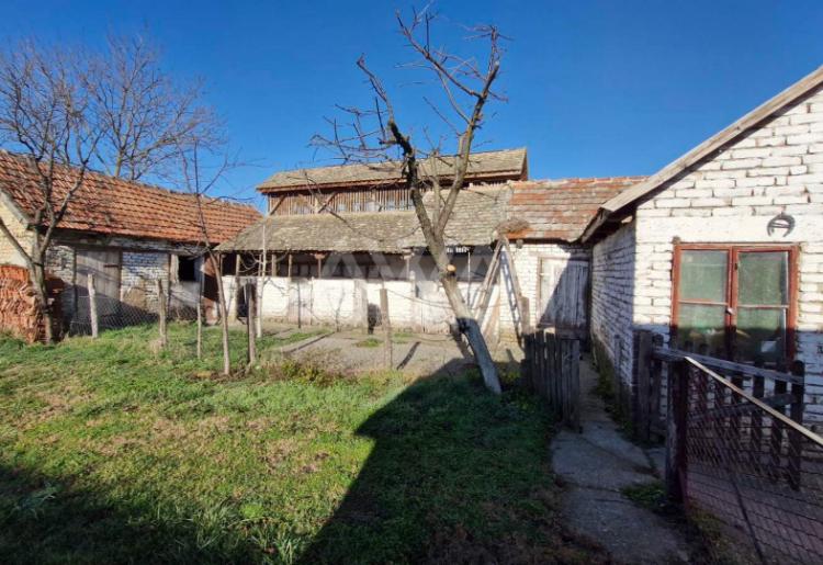 Gakovo. Kuća 119m2, plac 14a