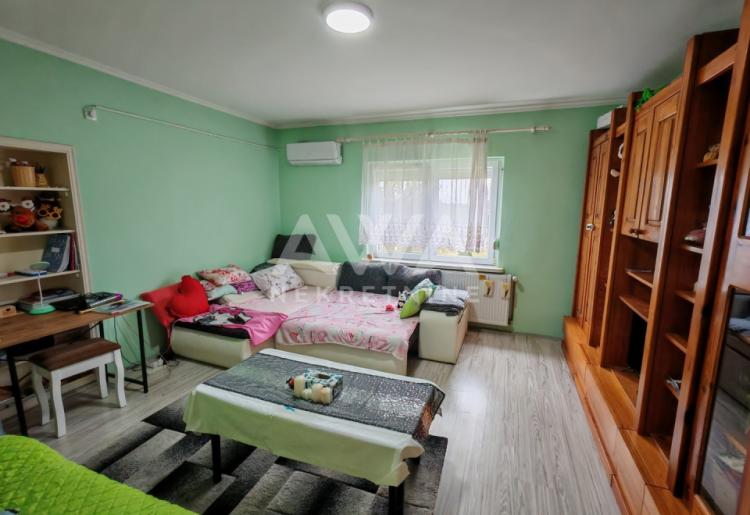 Predgrađe, naselje Lugovo, kuća 123m2, plac 21ar