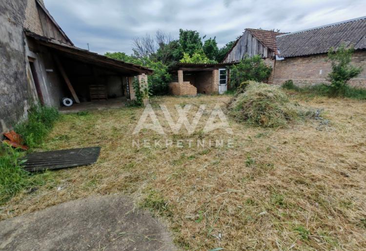 Kupusina. Kuća 134m2, plac 539m2