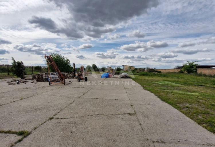 Sombor, Plac 13090m2