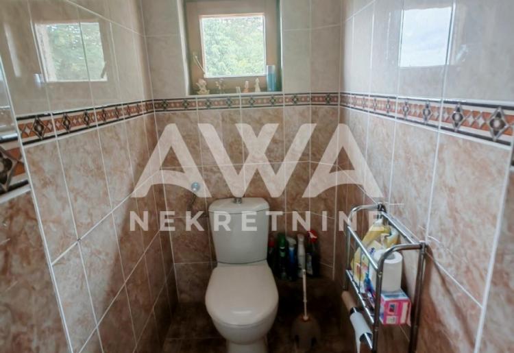 Apatin. Kuća za iznajmljivanje