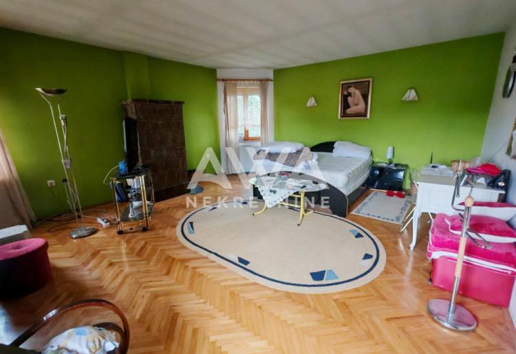 Apatin. Kuća za iznajmljivanje