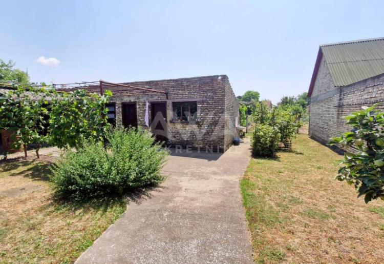 Gakovo, Kuća 116 m2, Plac 889 m2