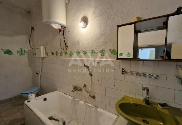 Bezdan, Kuća 172m2 sa pomoćnim objektima