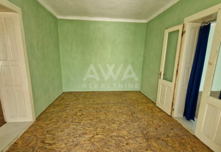 Bezdan, Kuća 172m2 sa pomoćnim objektima