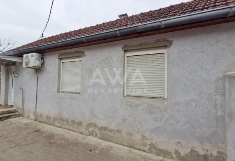 Dvorišni stan Odžaci 32m2